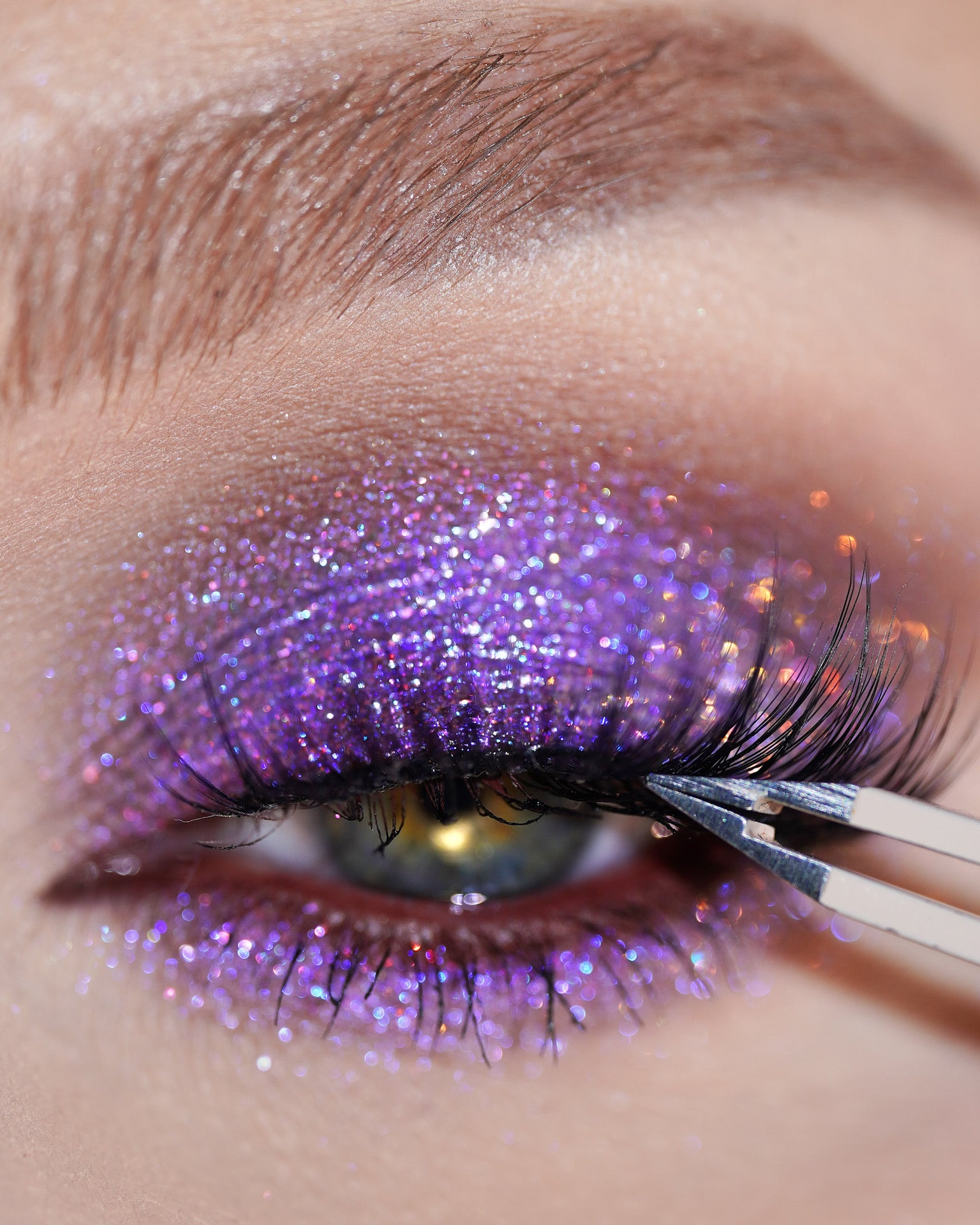 Night Kiss Opal Multichrome Loose Eyeshadow - Karla Cosmetics