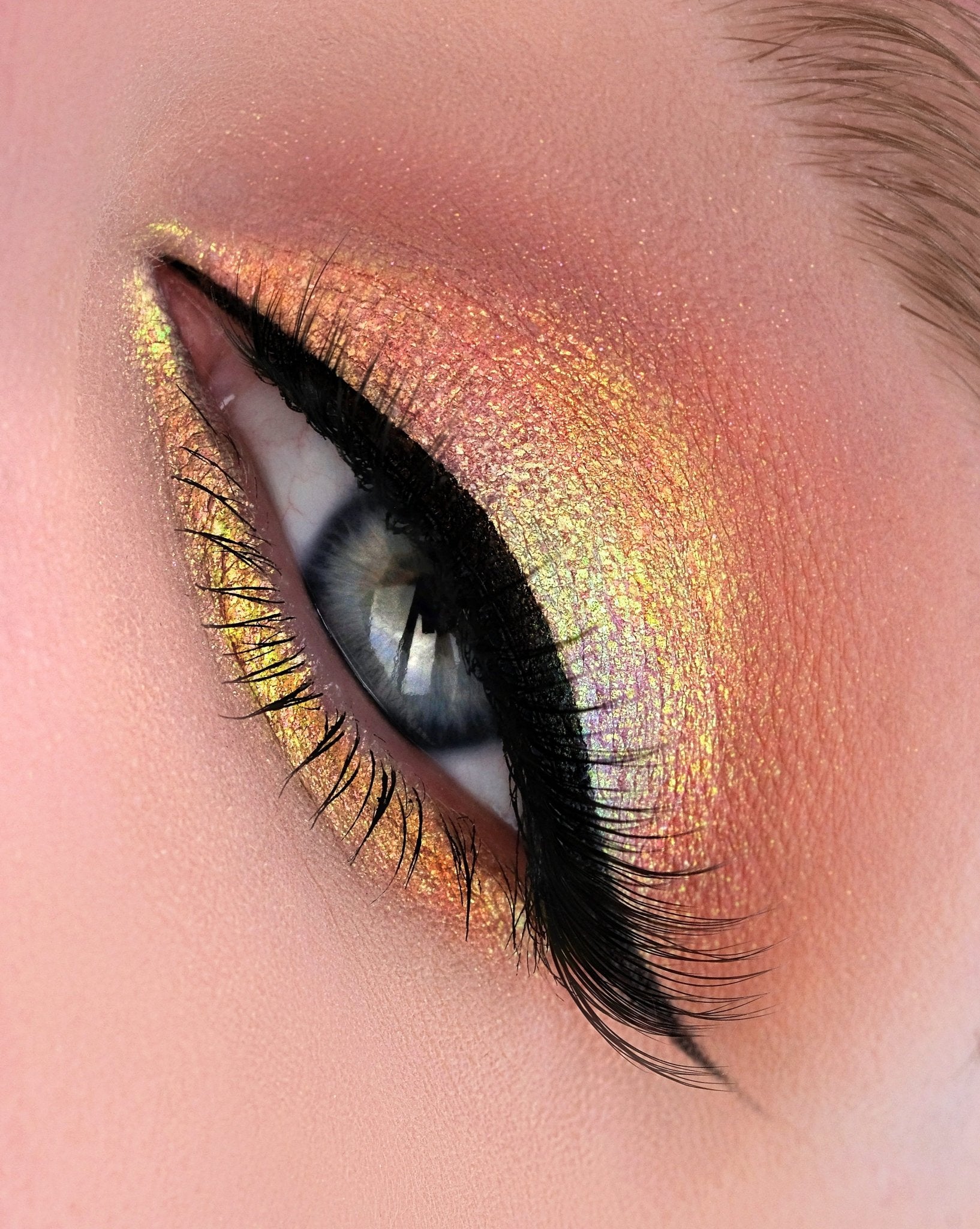 Beauty Sleep Opal Multichrome Loose Eyeshadow - Karla Cosmetics