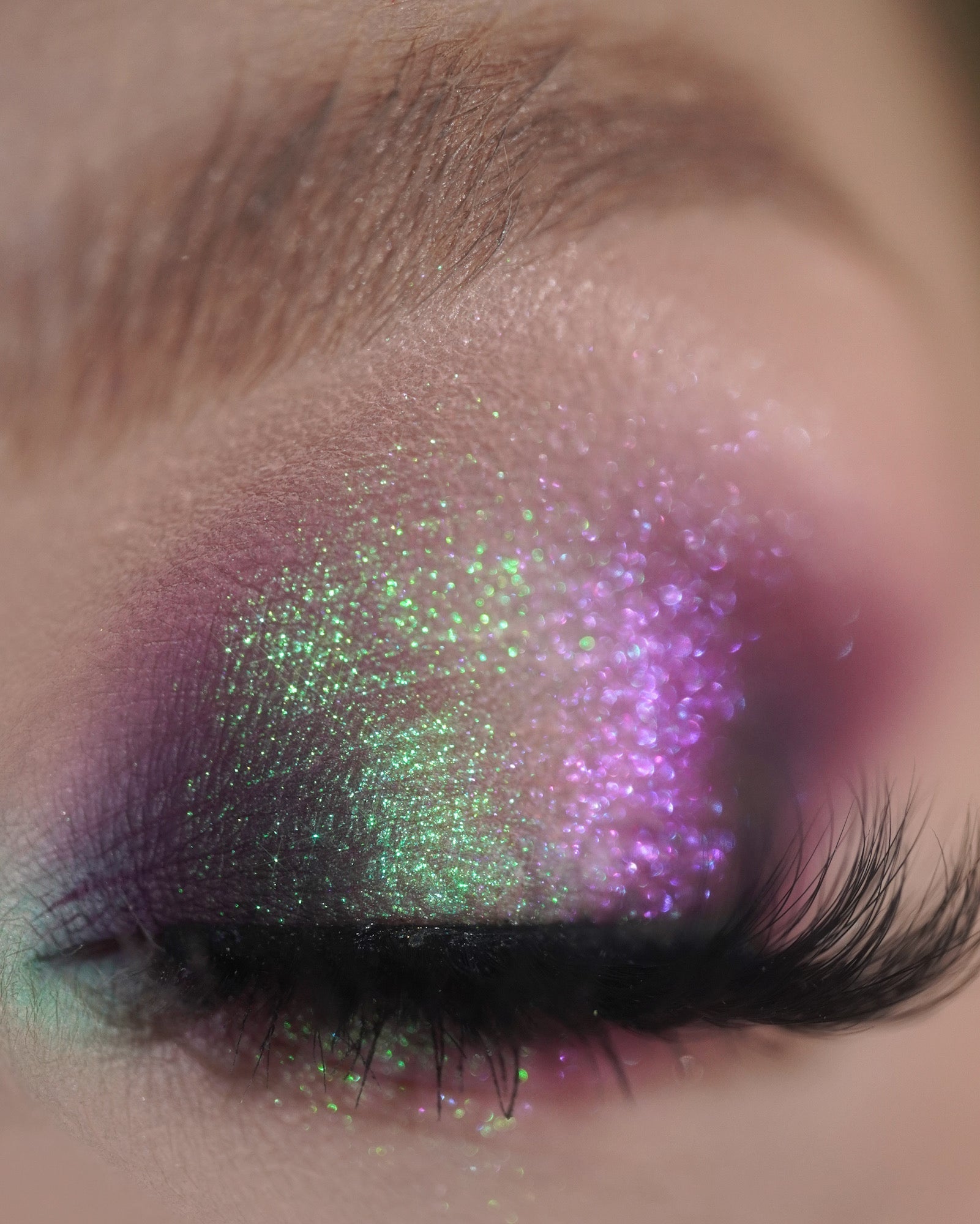 Chill Opal Multichrome Loose Eyeshadow - Karla Cosmetics