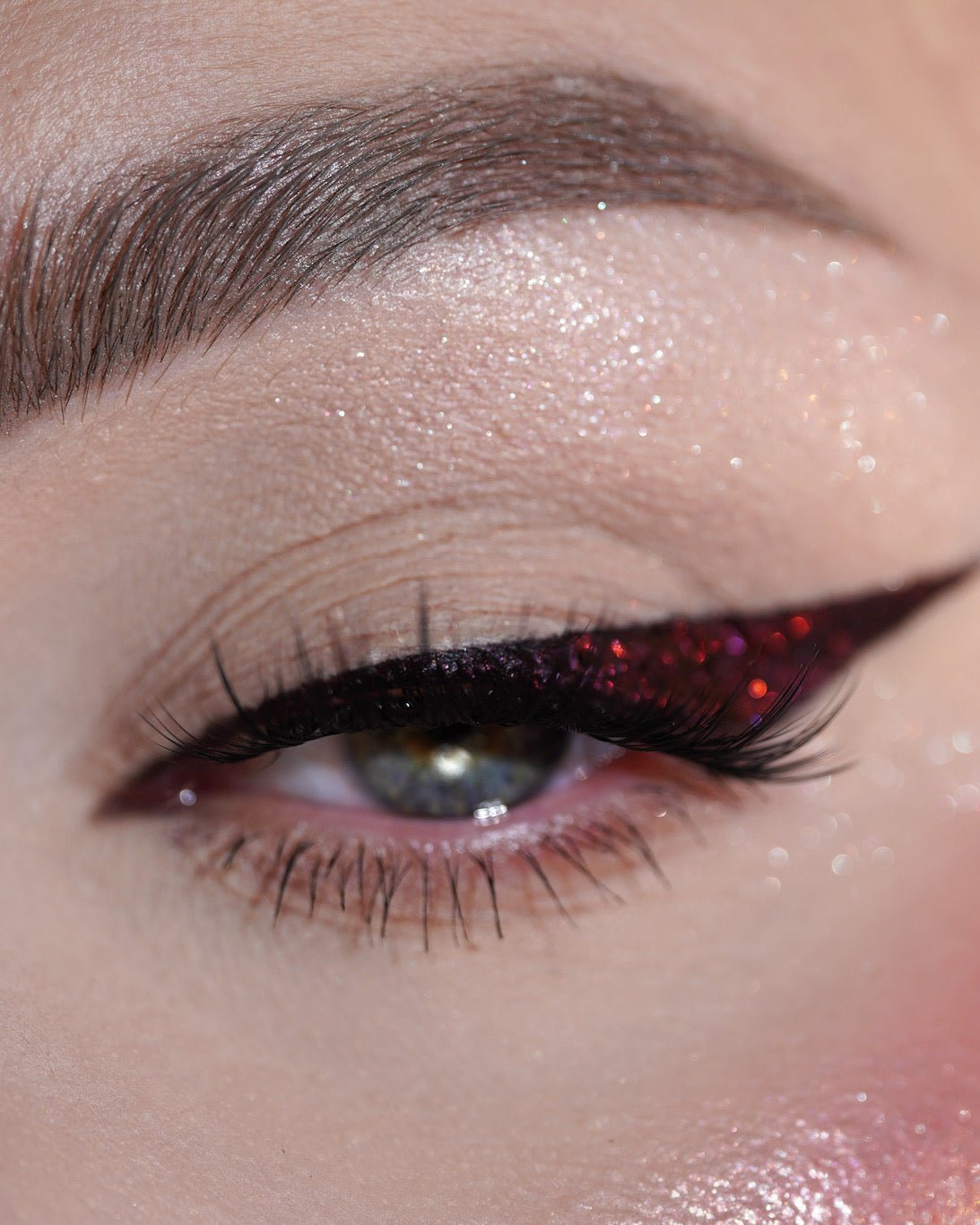 Skylight Opal Multichrome Loose Eyeshadow - Karla Cosmetics