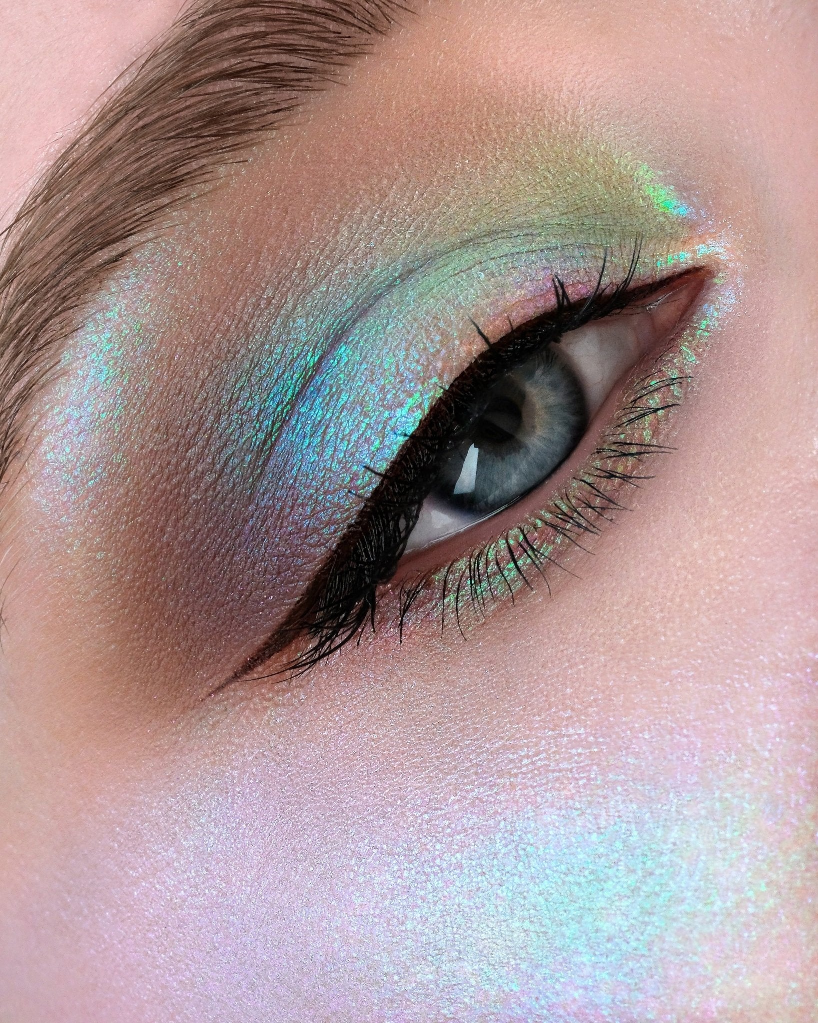 Lagoon Waves Seamless Satin Highlighter - Karla Cosmetics