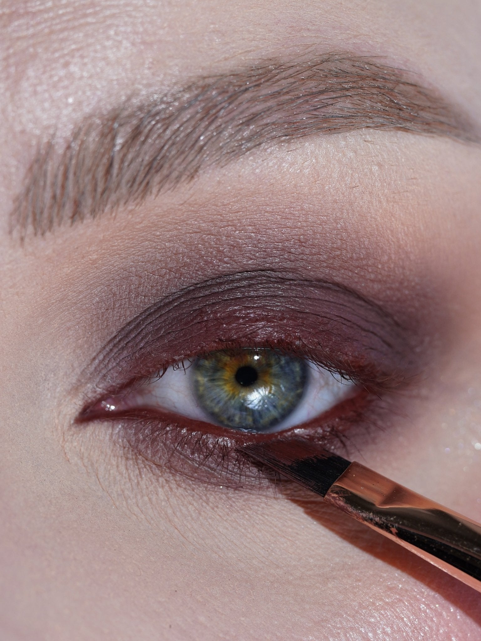 K26 Eyeliner Essential Makeup Brush - Karla Cosmetics