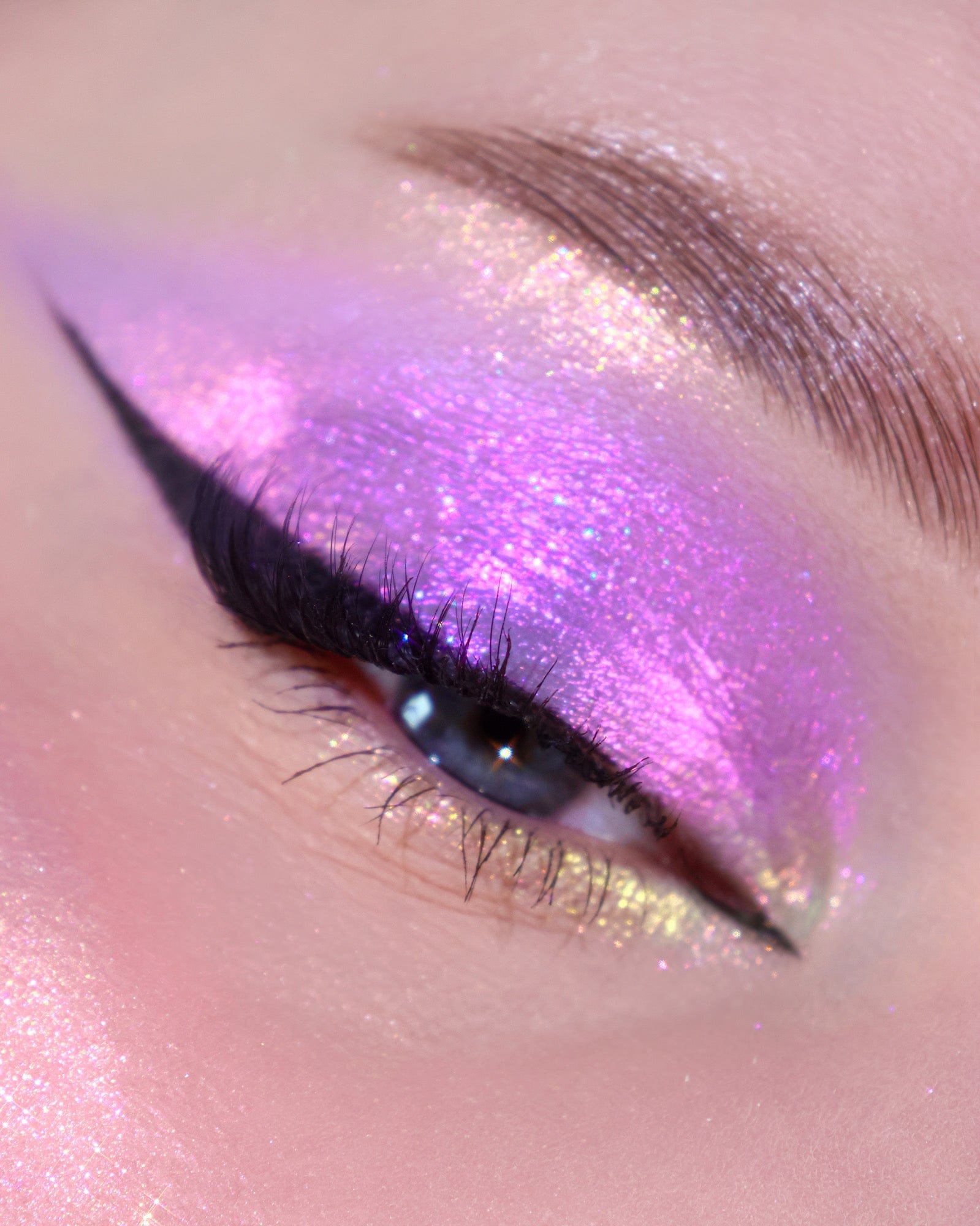 Dolly Pastel Duochrome Loose Eyeshadow - Karla Cosmetics