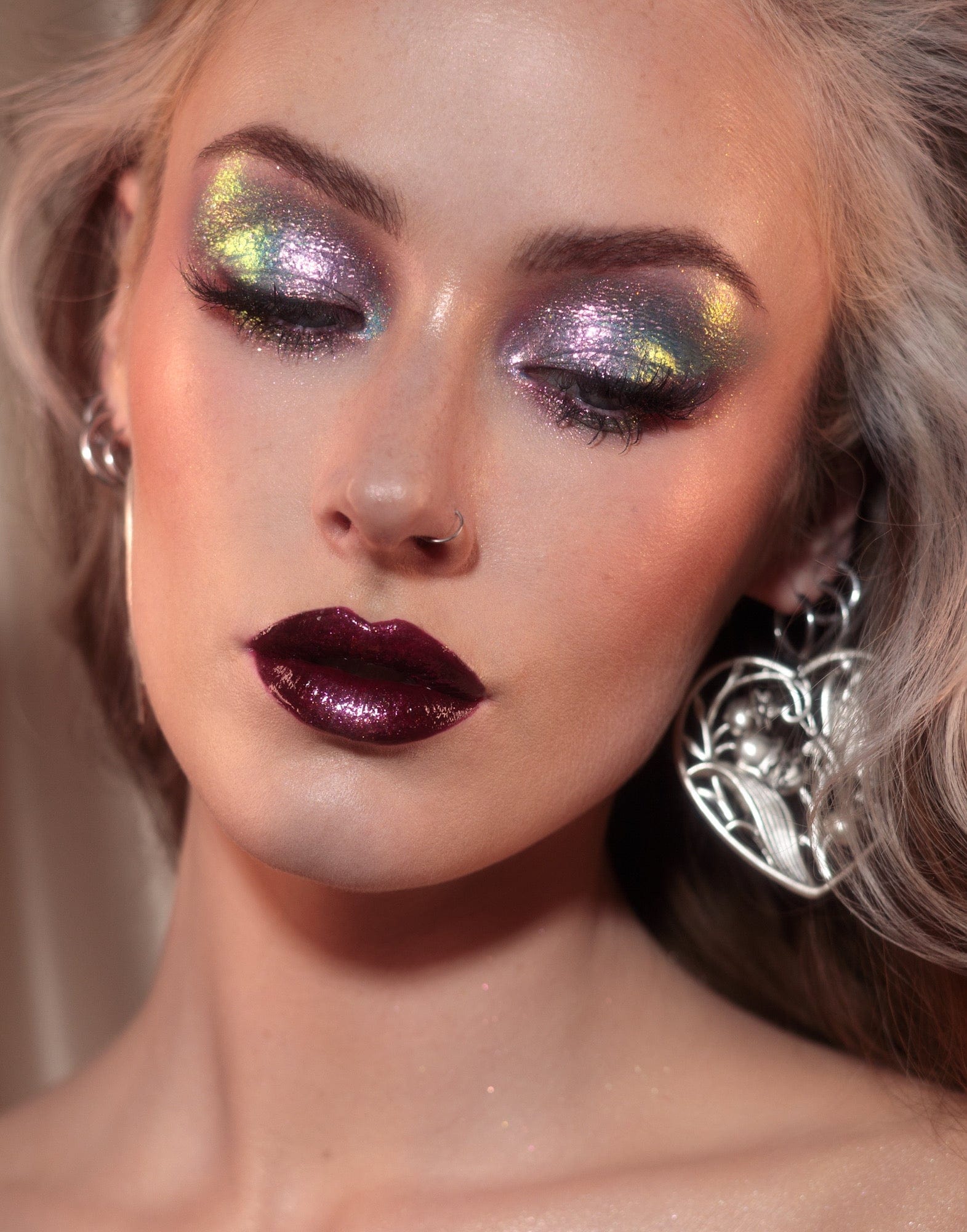 The Ultimate Guide to applying Glitter Eyeshadow. - Karla Cosmetics