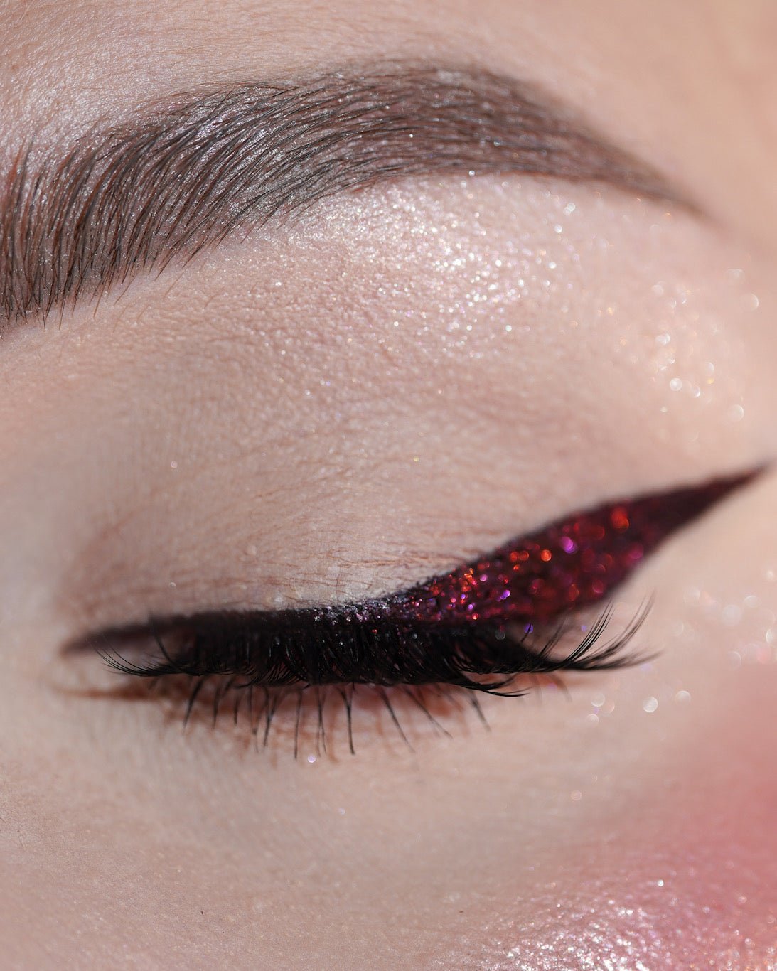 Skylight Opal Multichrome Loose Eyeshadow - Karla Cosmetics