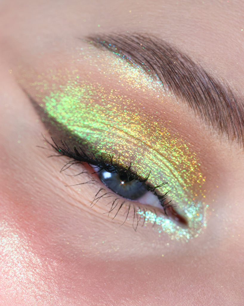 Teddy Bear Opal Multichrome Loose Eyeshadow