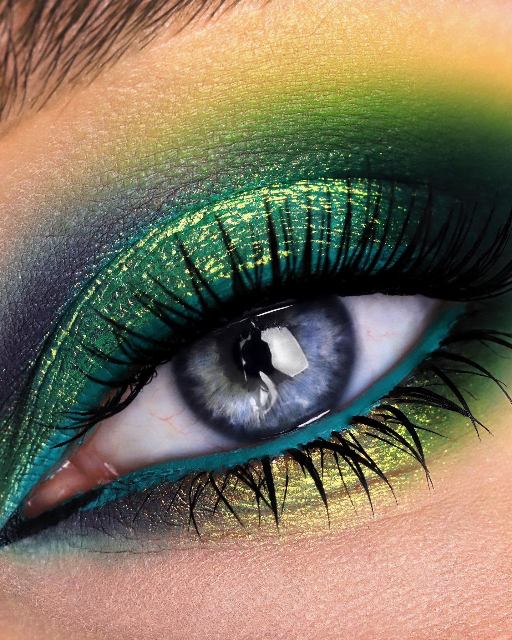 Buttercup Pastel Duochrome Loose Eyeshadow - Karla Cosmetics