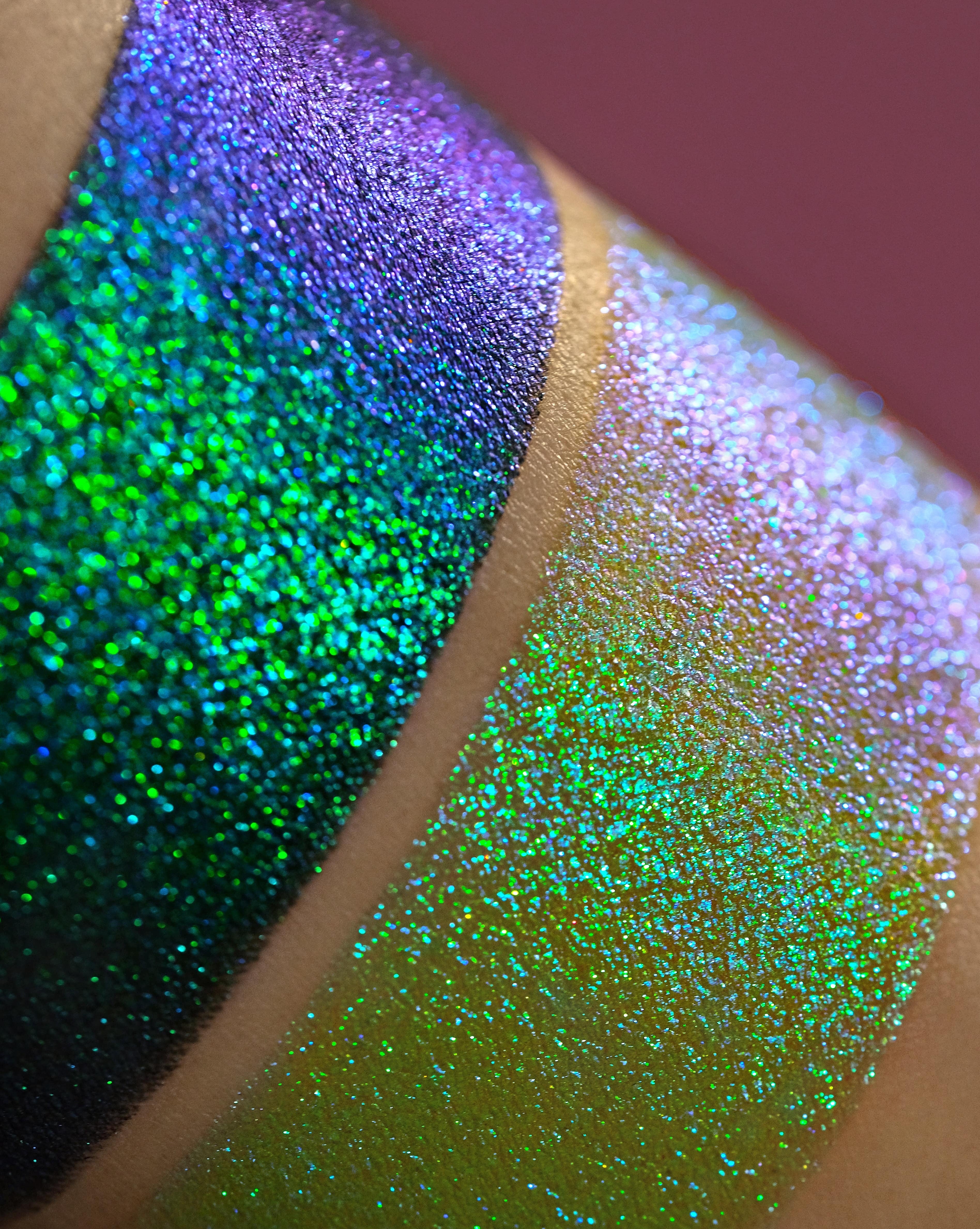 Clever Clogs Opal Moonstone Multichrome Loose Eyeshadow - Karla Cosmetics