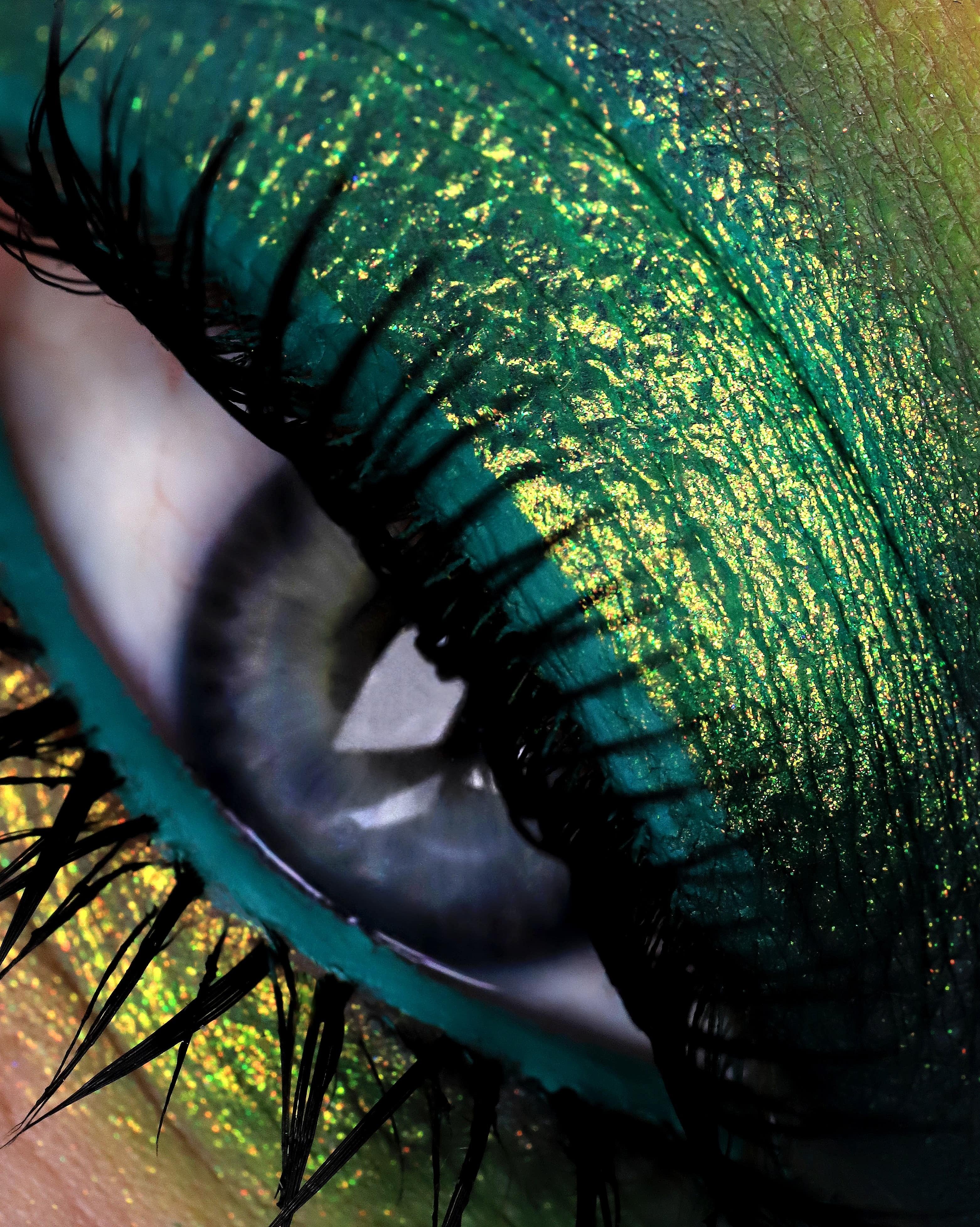 Buttercup Pastel Duochrome Loose Eyeshadow - Karla Cosmetics