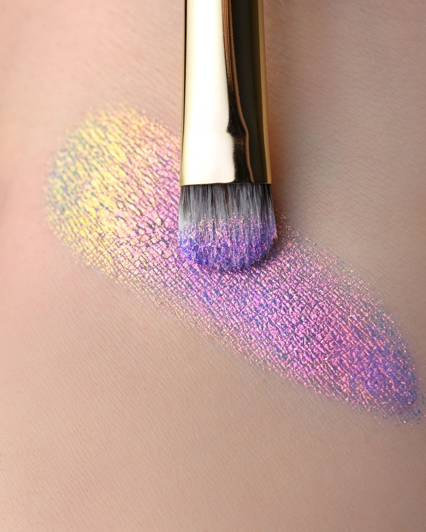 Happy Bunny Opal Moonstone Multichrome Loose Eyeshadow - Karla Cosmetics