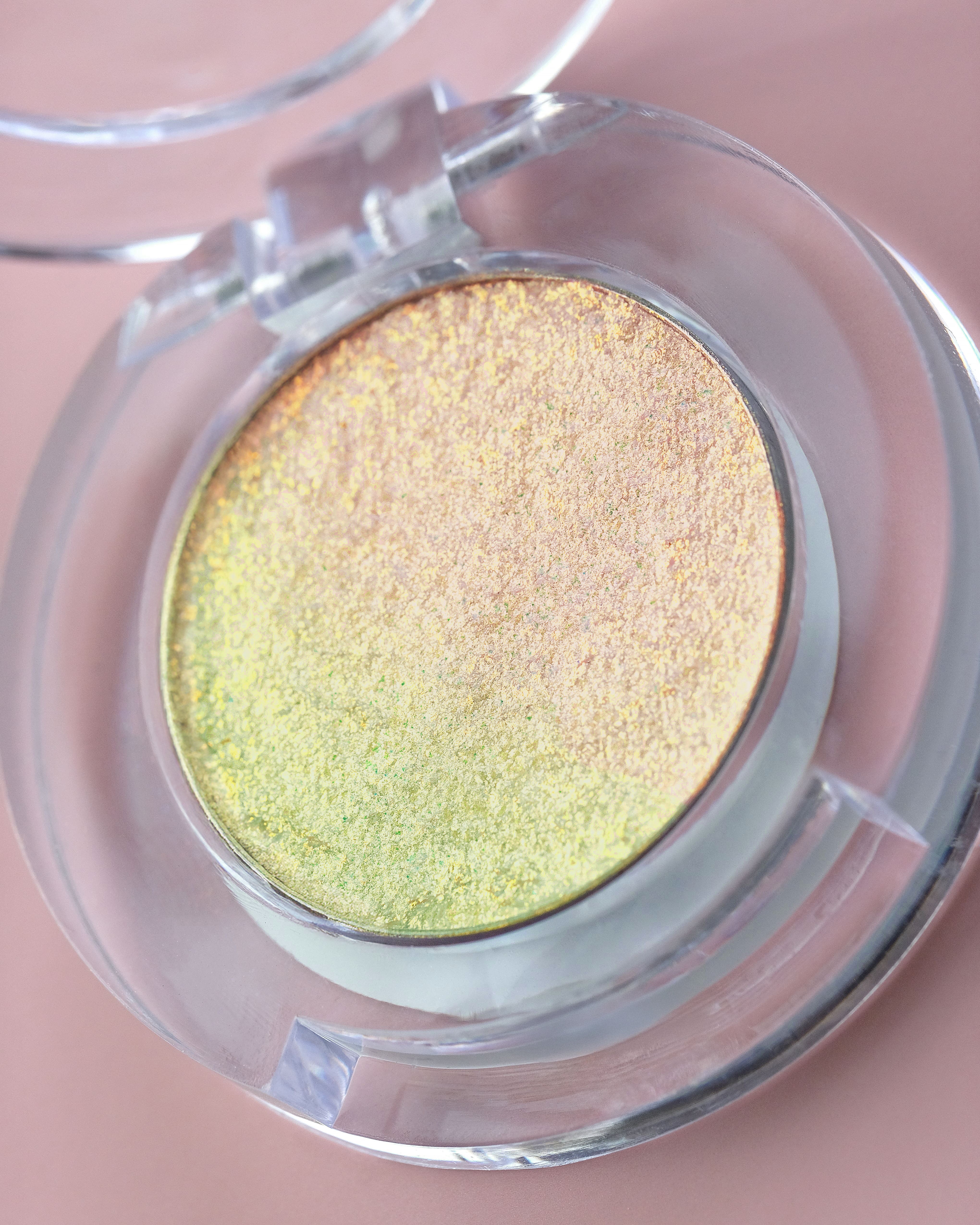 COMING Black Friday| Pillow Fight Opal Multichrome Pressed Eyeshadow