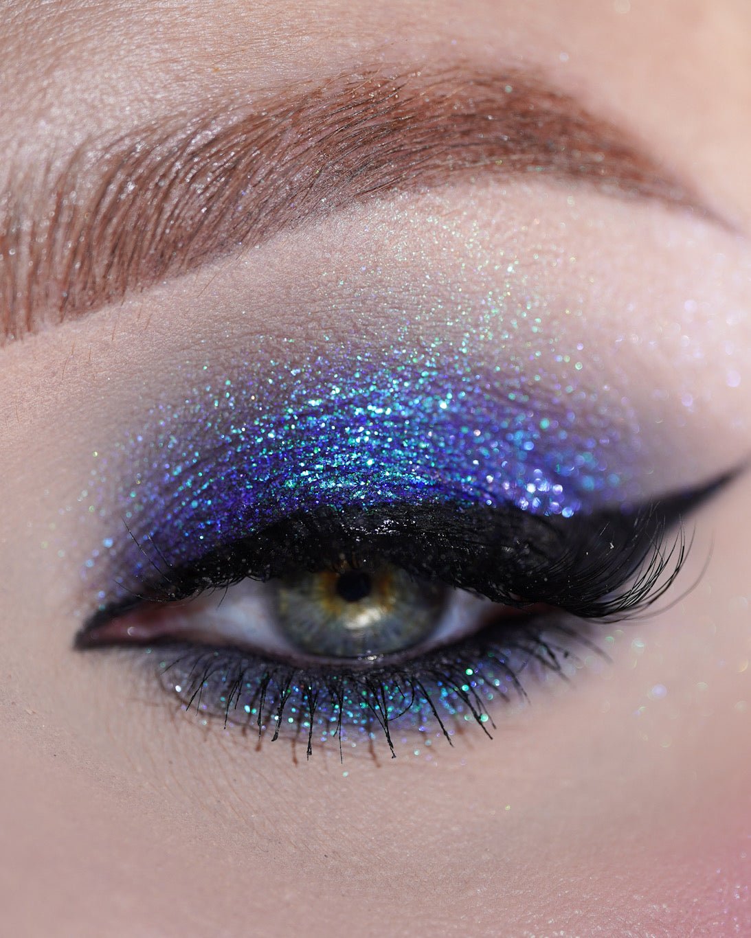 Moody Cow Opal Moonstone Multichrome Loose Eyeshadow - Karla Cosmetics