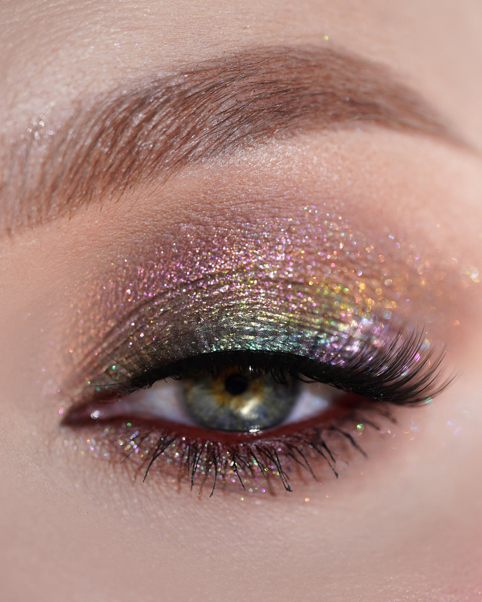 Velvet Dreams Opal Multichrome Pressed Eyeshadow - Karla Cosmetics