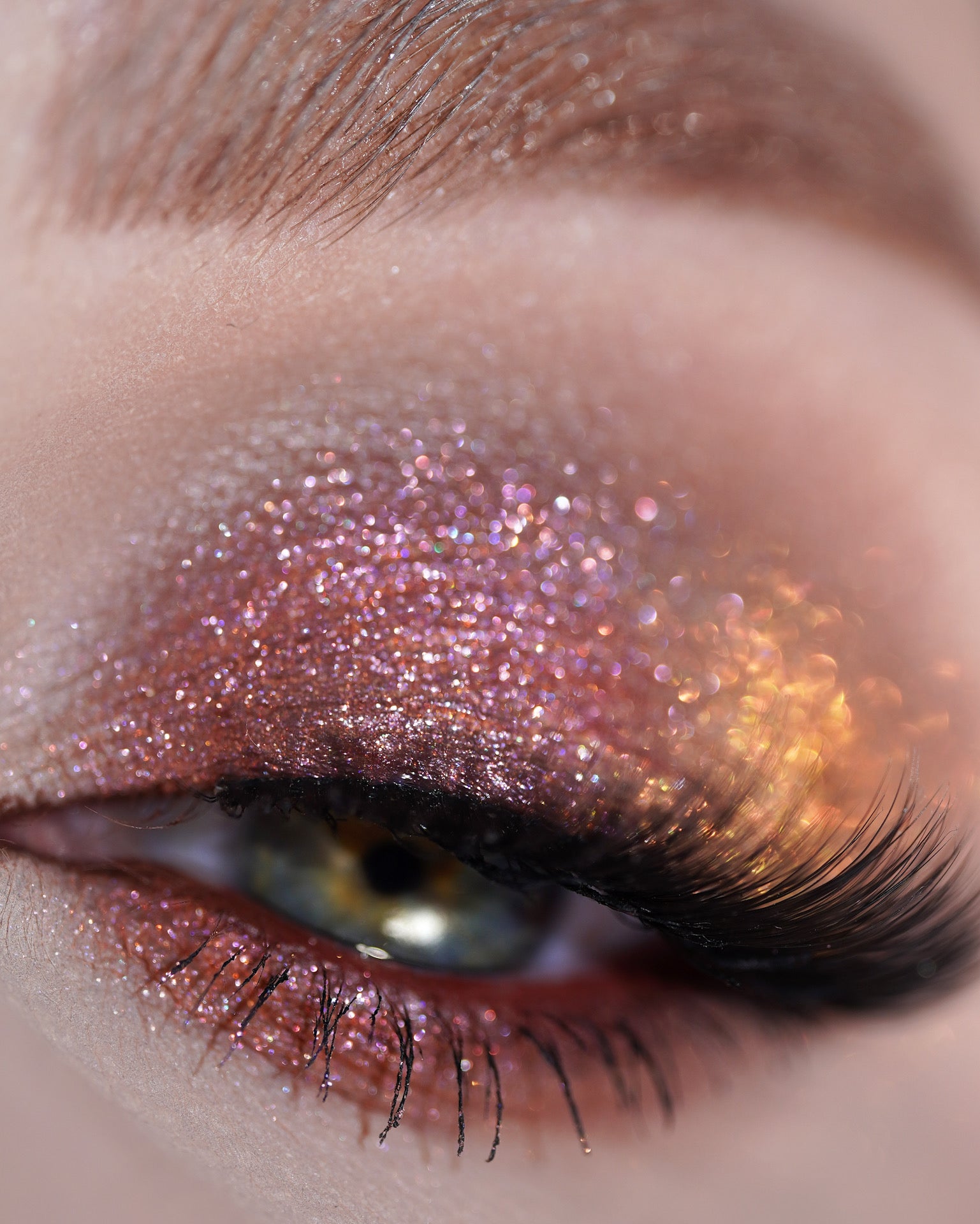Pigtails Pastel Duochrome Loose Eyeshadow - Karla Cosmetics