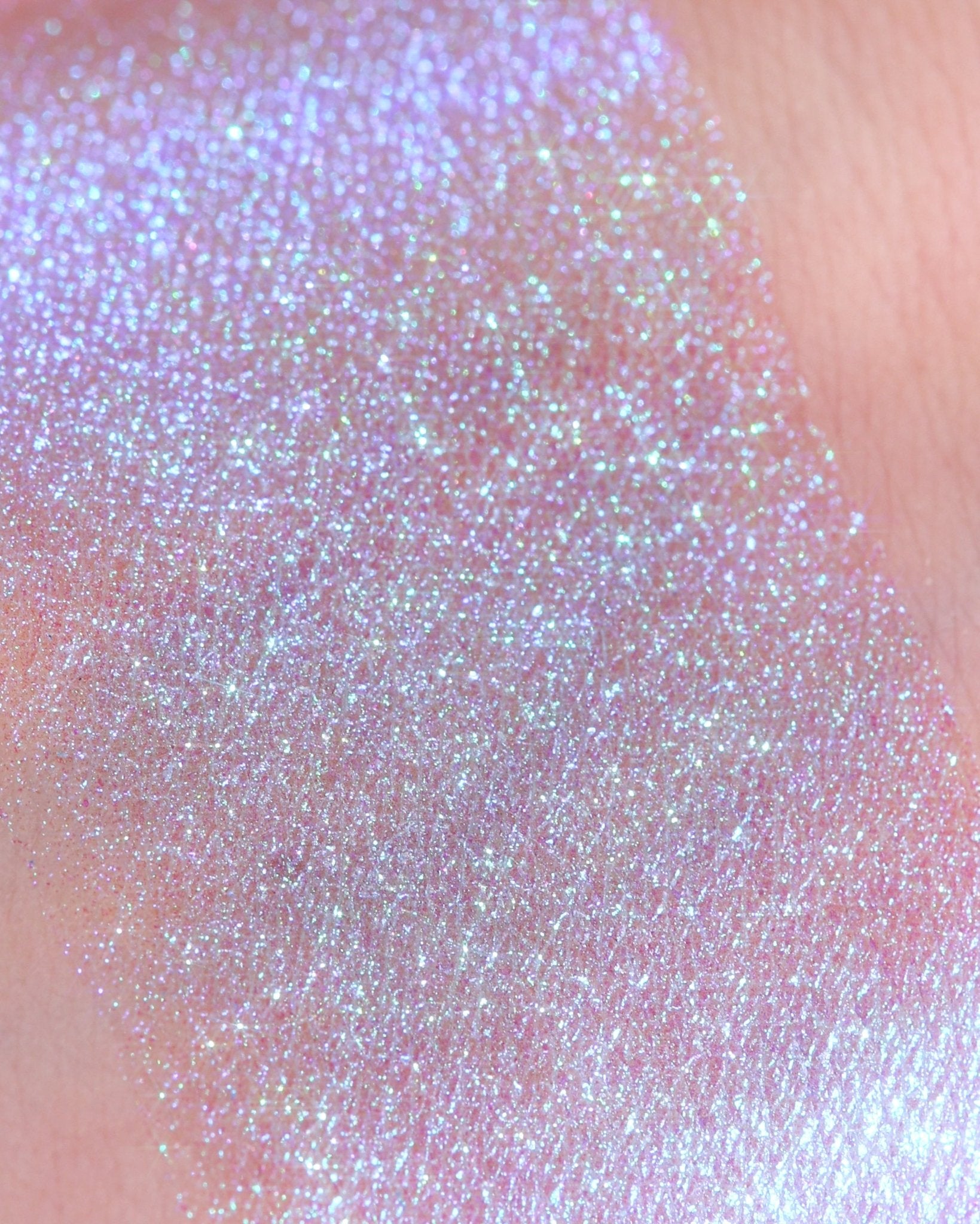 Dreamer Opal Multichrome Loose Eyeshadow - Karla Cosmetics