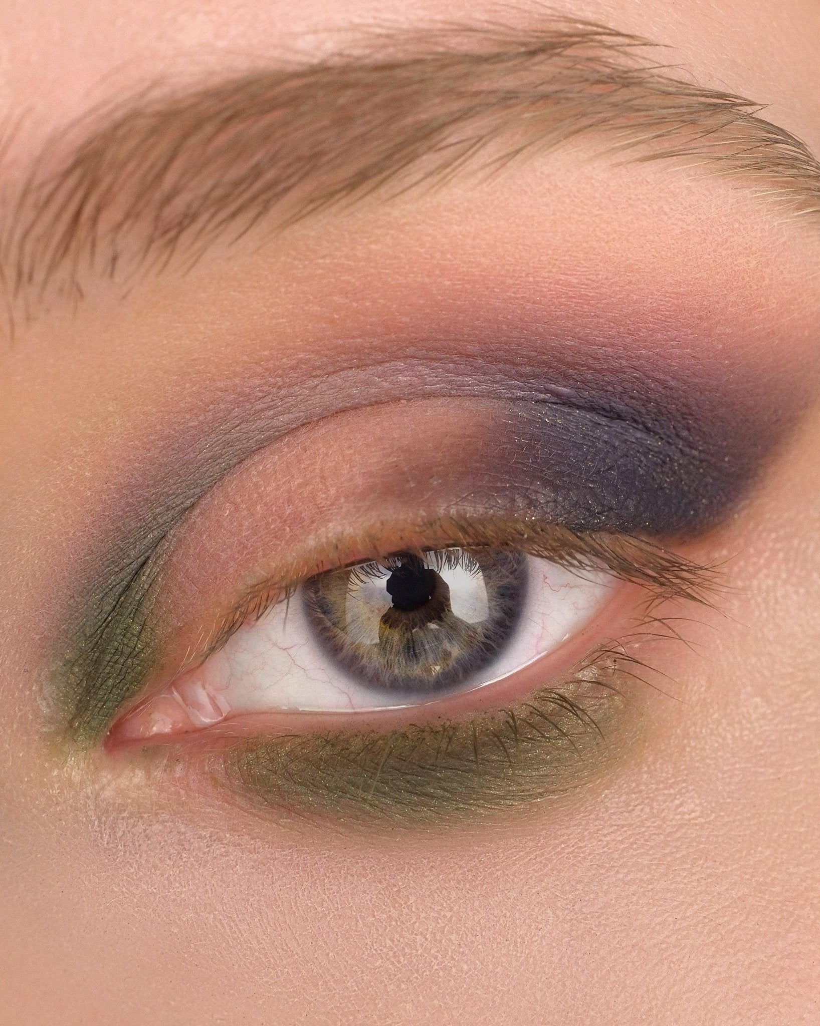 Birdsong Opal Multichrome Loose Eyeshadow - Karla Cosmetics