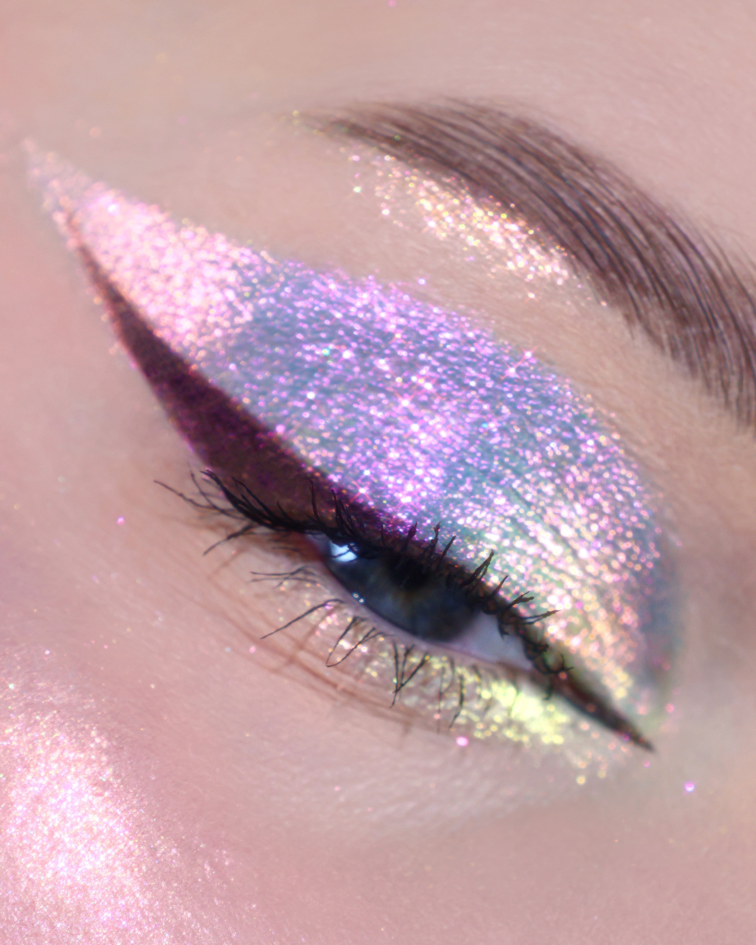 Bossy Boots Opal Moonstone Multichrome Loose Eyeshadow - Karla Cosmetics
