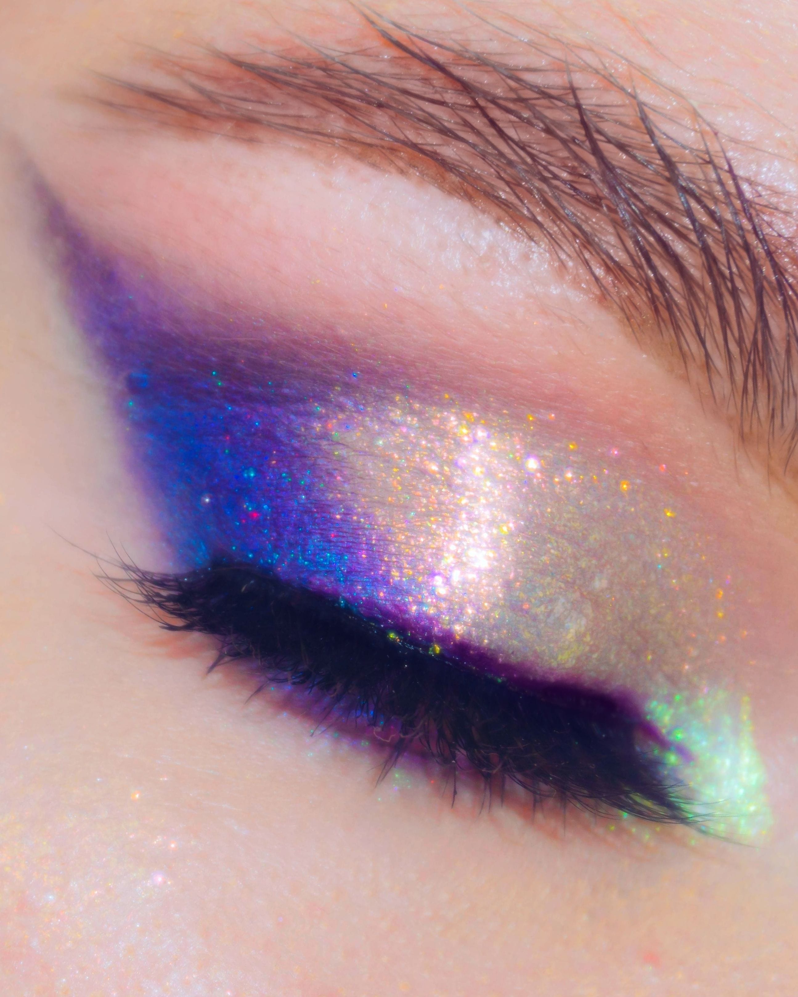 Beauty Sleep Opal Multichrome Loose Eyeshadow - Karla Cosmetics
