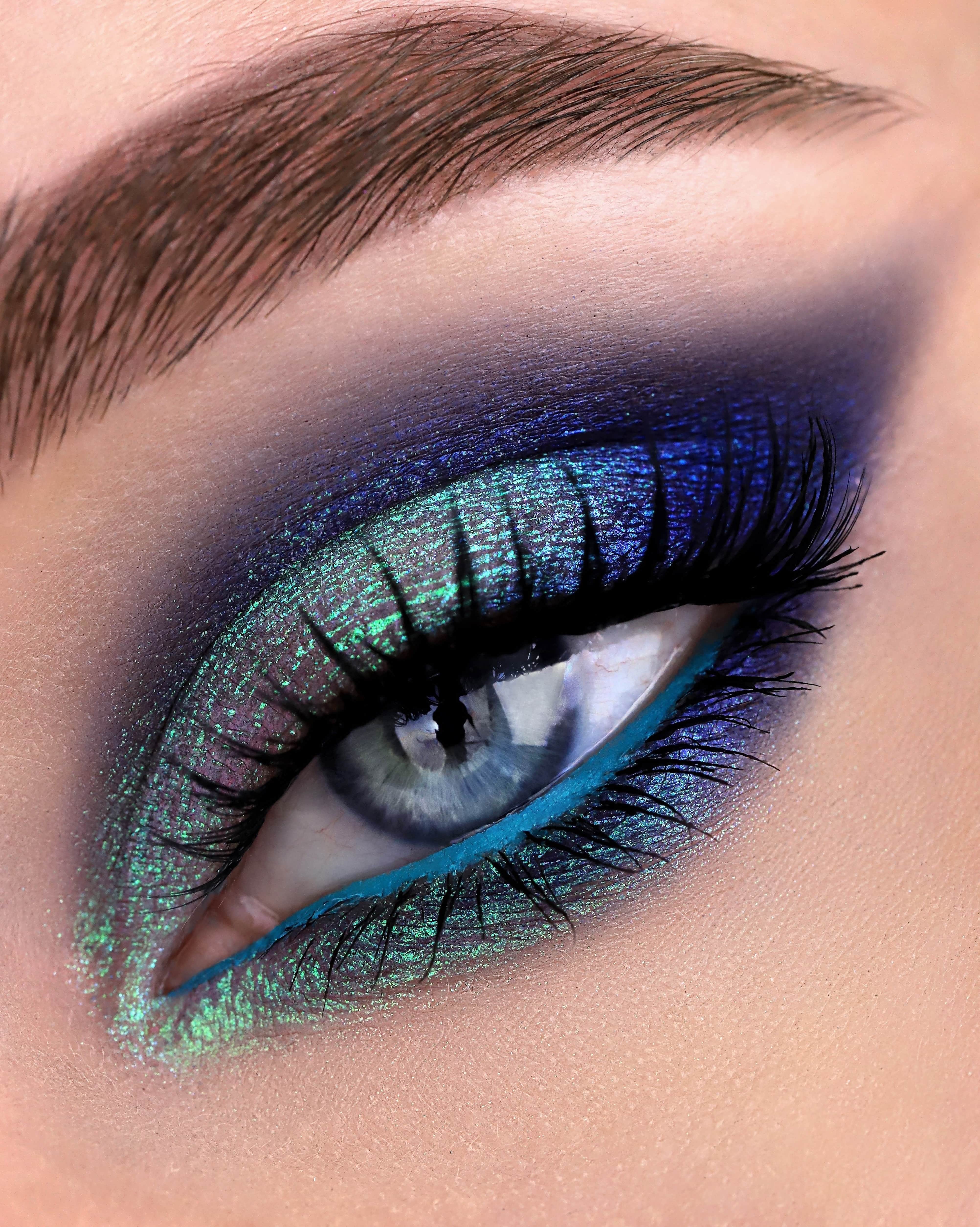 Chill Opal Multichrome Loose Eyeshadow - Karla Cosmetics