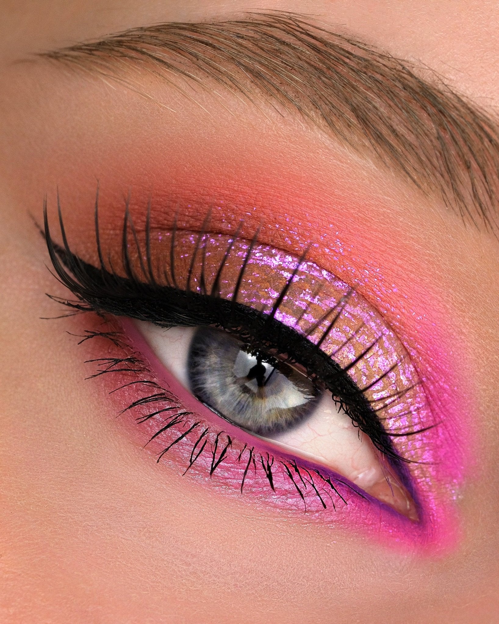 Cozy Opal Multichrome Loose Eyeshadow - Karla Cosmetics