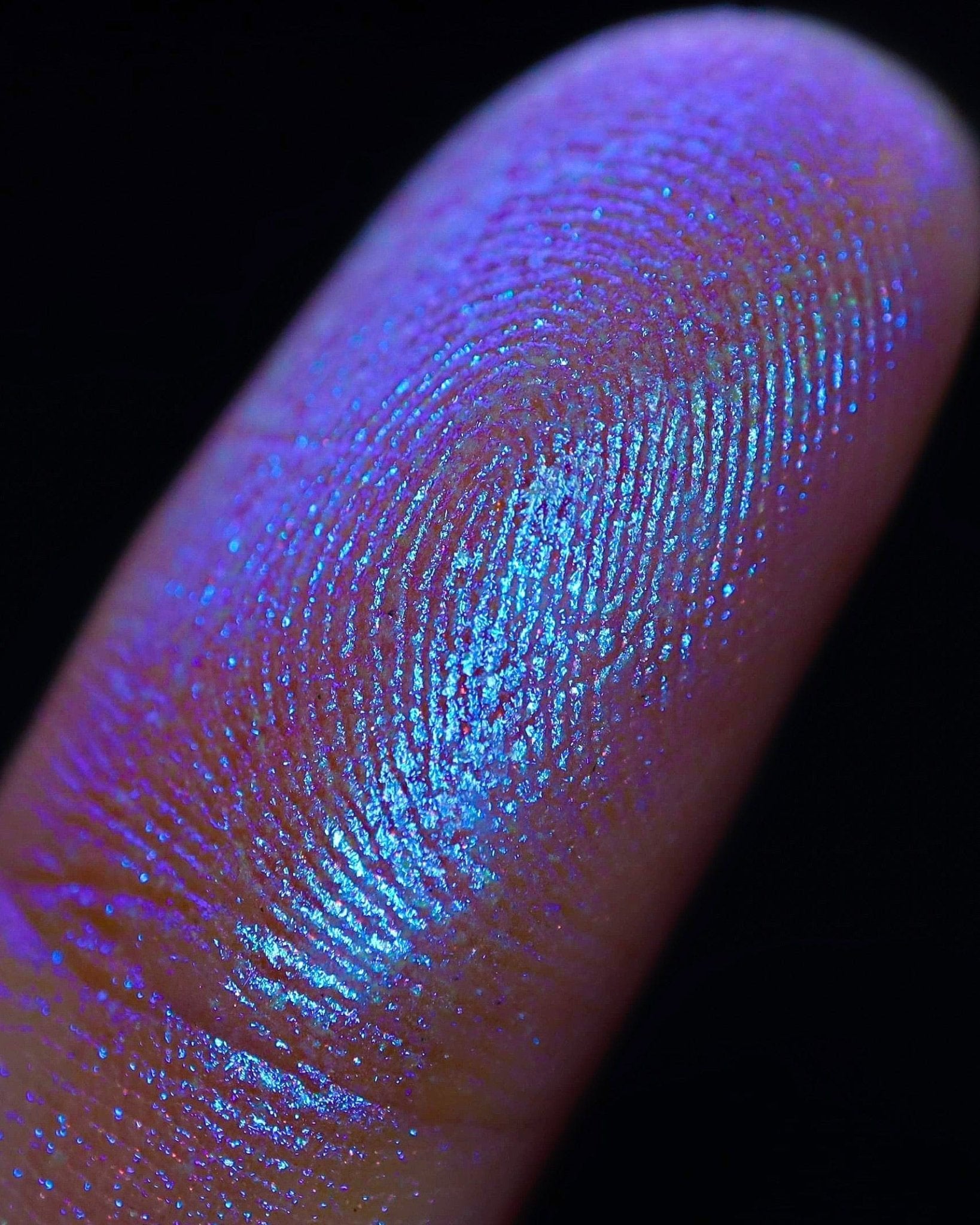 Insomnia Opal Multichrome Loose Eyeshadow - Karla Cosmetics