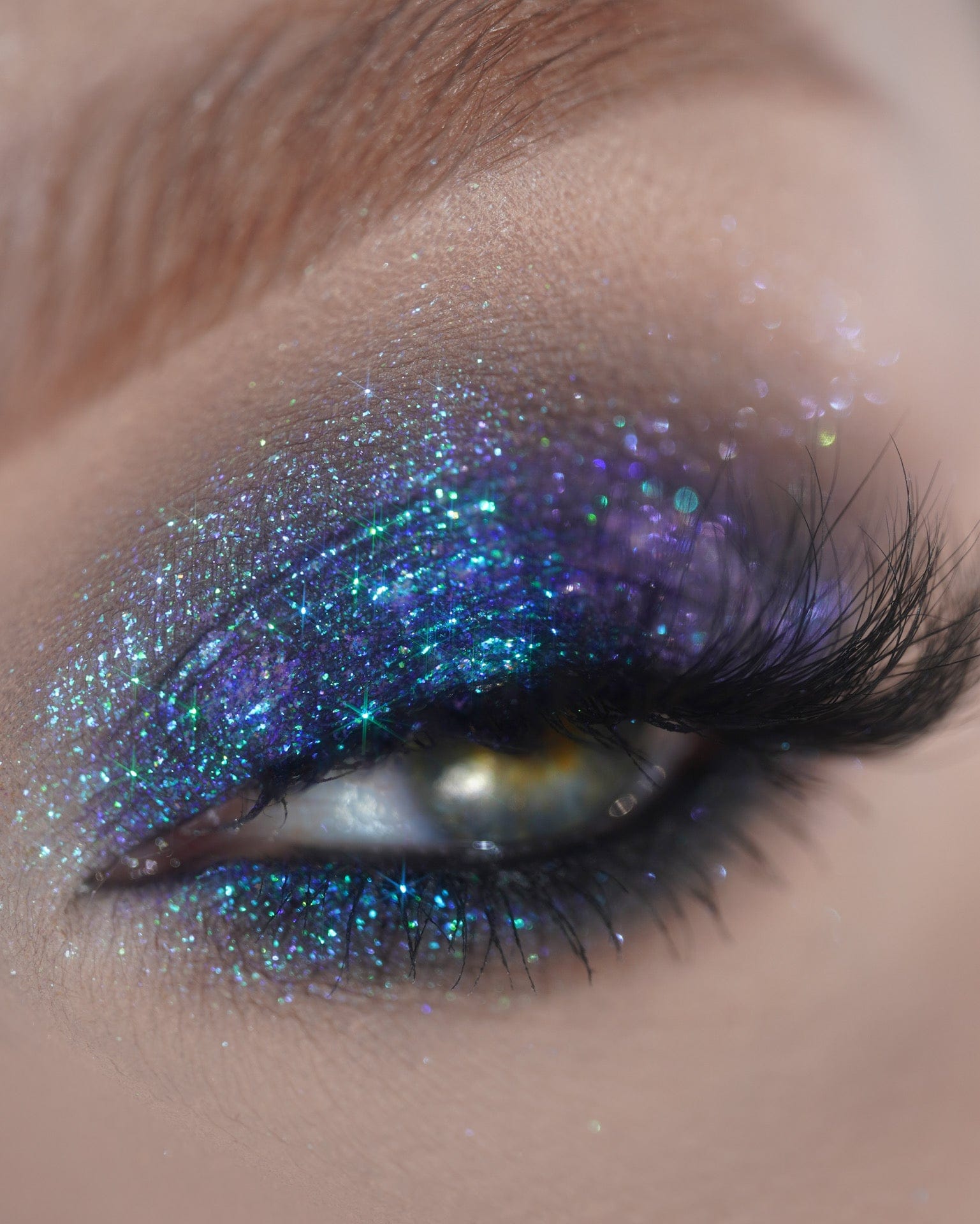 Moody Cow Opal Moonstone Multichrome Loose Eyeshadow - Karla Cosmetics