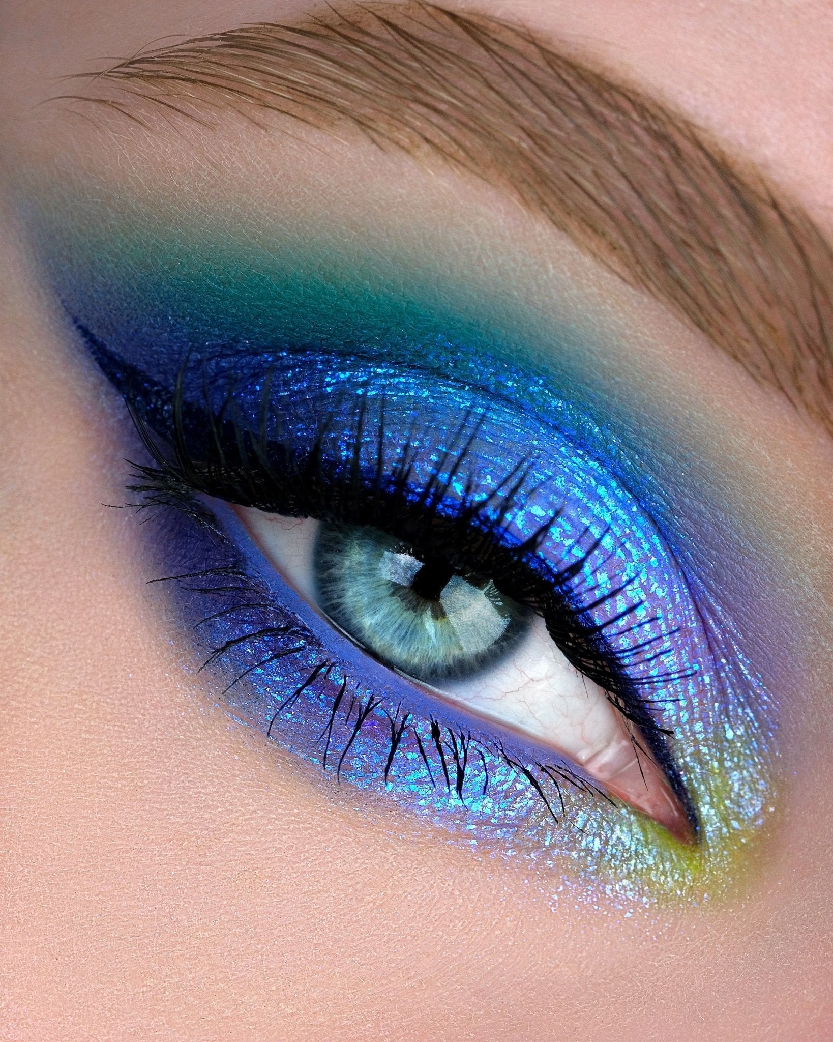 Krazy Kat Opal Moonstone Loose Eyeshadow - Karla Cosmetics