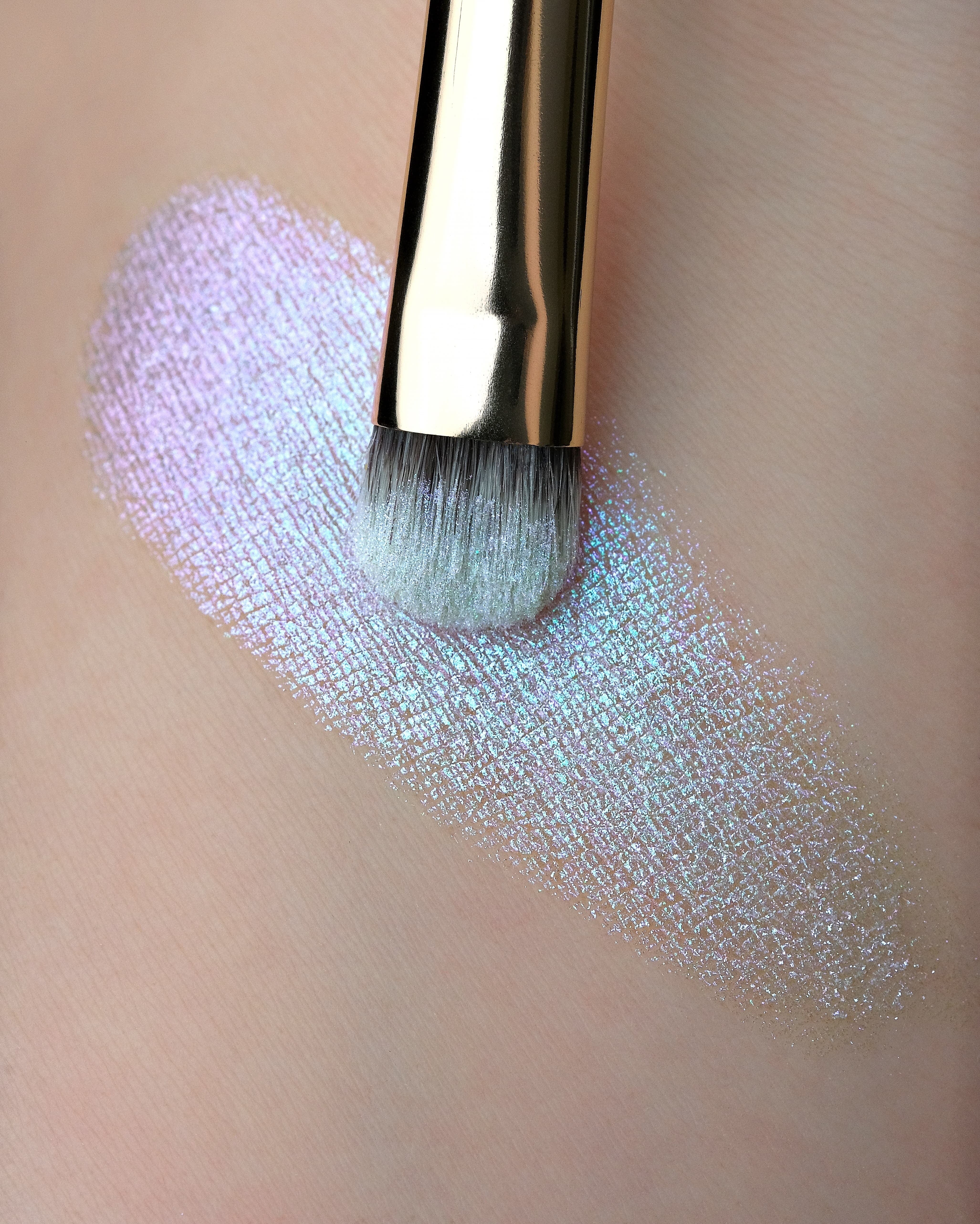 Bubble Bath Opal Multichrome Loose Eyeshadow - Karla Cosmetics
