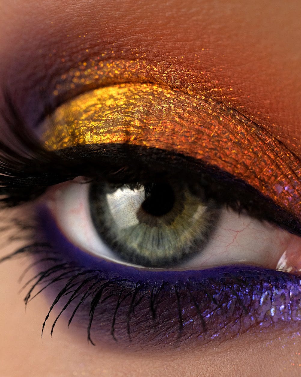 Candlelight Opal Multichrome Loose Eyeshadow - Karla Cosmetics