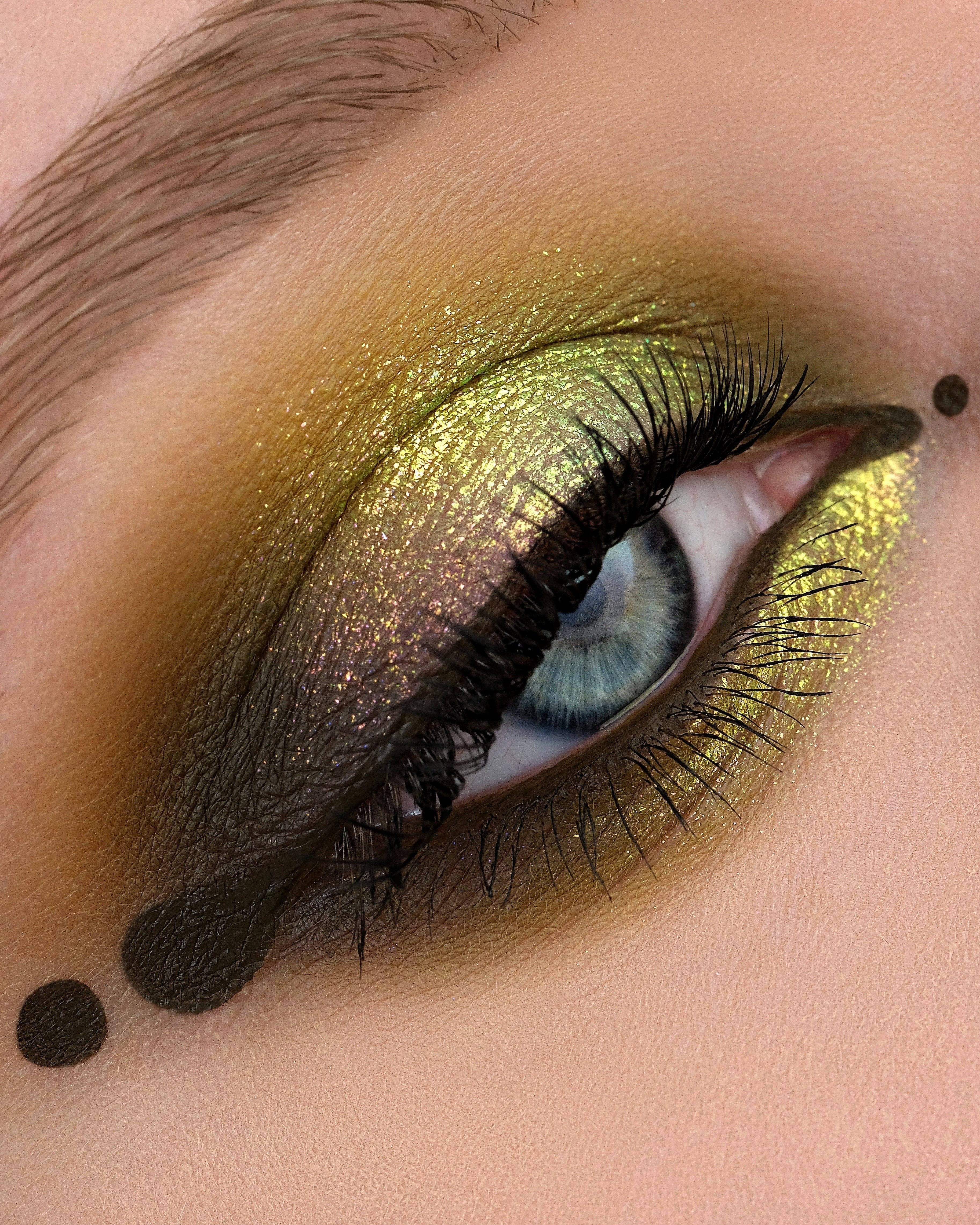 Opal Multichrome Pressed Eyeshadows - Karla Cosmetics