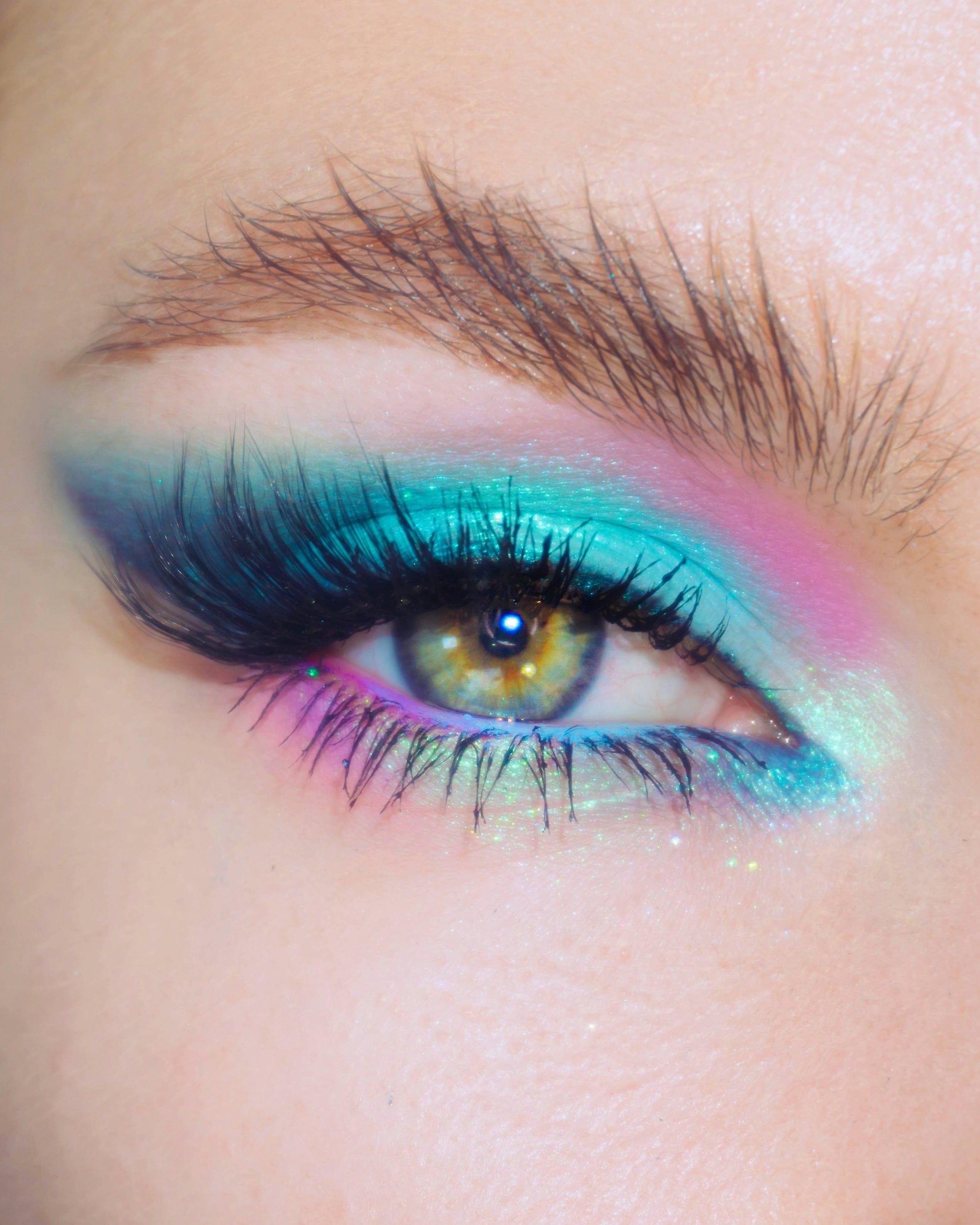 Tutu Pastel Duochrome Loose Eyeshadow - Karla Cosmetics