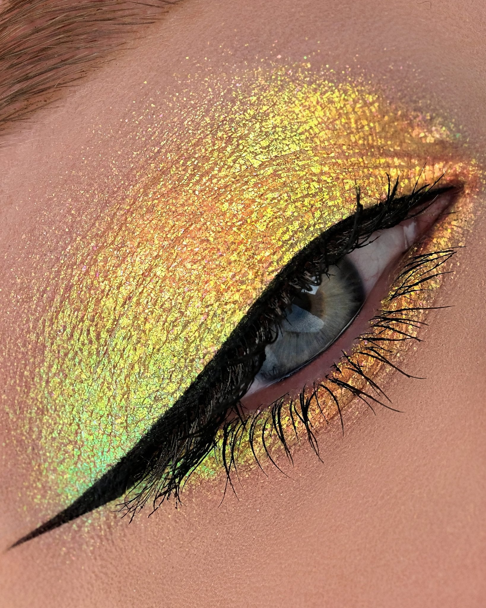 Sassy Pants Opal Moonstone Multichrome Loose Eyeshadow - Karla Cosmetics