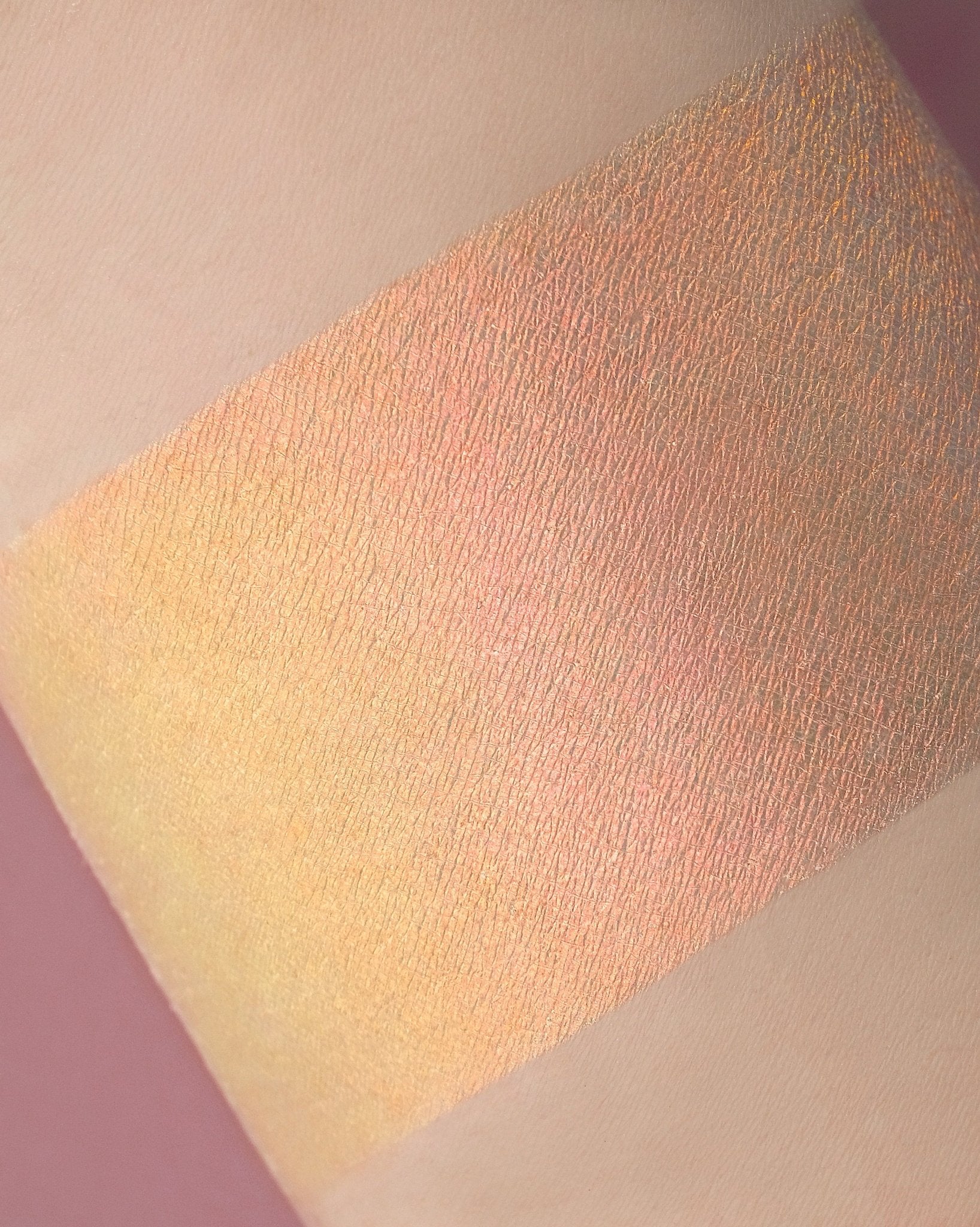 Sea Shimmer Seamless Satin Highlighter - Karla Cosmetics